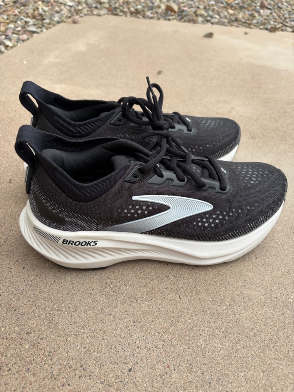 Women’s Brooks Glycerin 23 GTS Running Shoes - 7.5 D (wide)